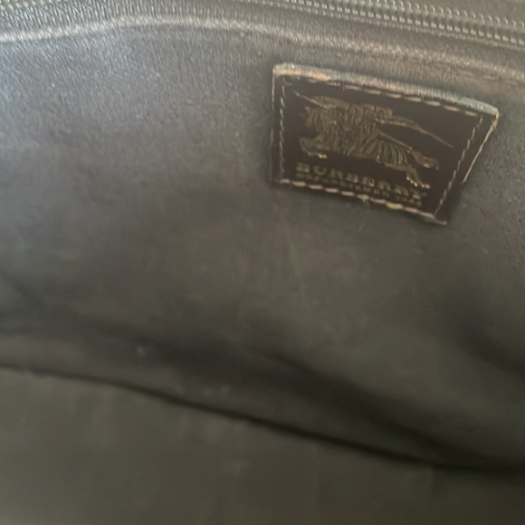 BURBERRY Haymarket Check Medium Regent Tote Chocolate - Picture 2 of 5